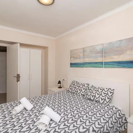 Pare Vives 77 By Sealand Tatil Evi *